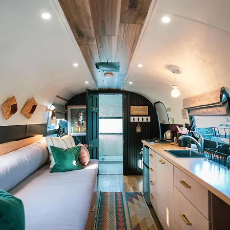 Silver Bullet Airstream, El Mistico Glamping Ranch Nogal Exterior photo