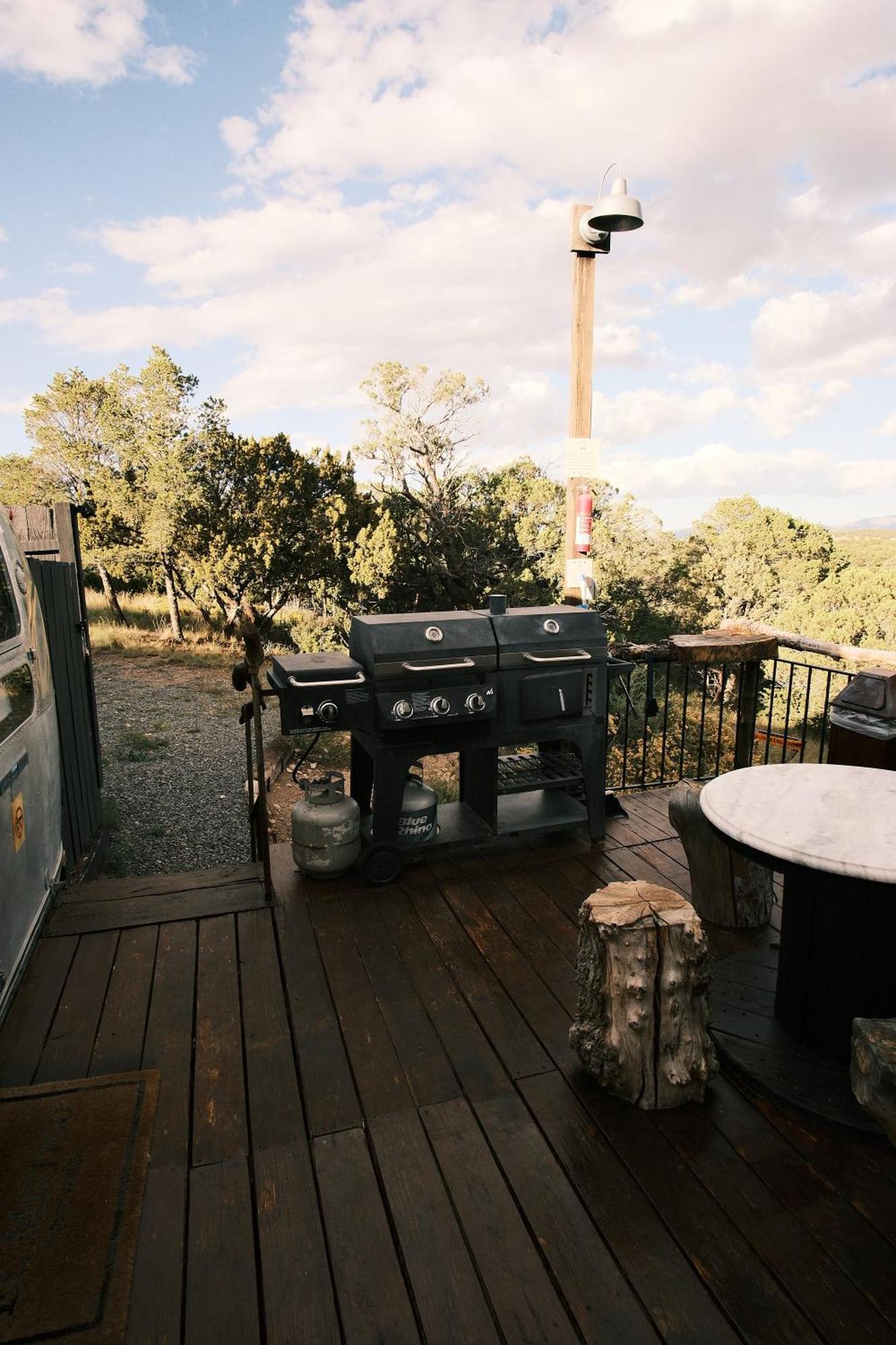Holiday home Silver Bullet Airstream, El Mistico Glamping Ranch